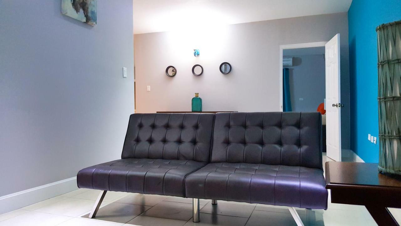 Donhead New Kingston Apt 5 Extérieur photo