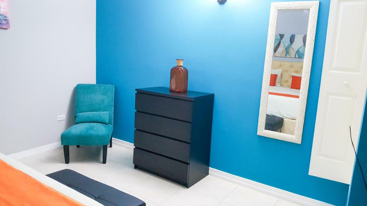 Donhead New Kingston Apt 5 Extérieur photo
